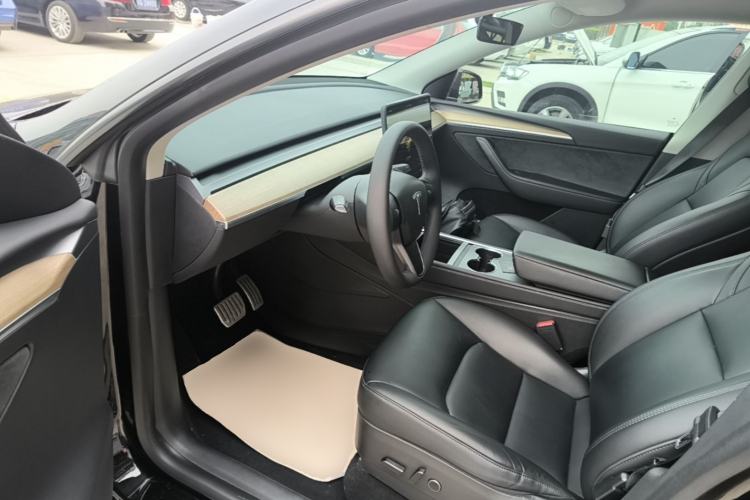 Used Tesla Model Y 2022 Rear-Wheel-Drive Version Driver Seat