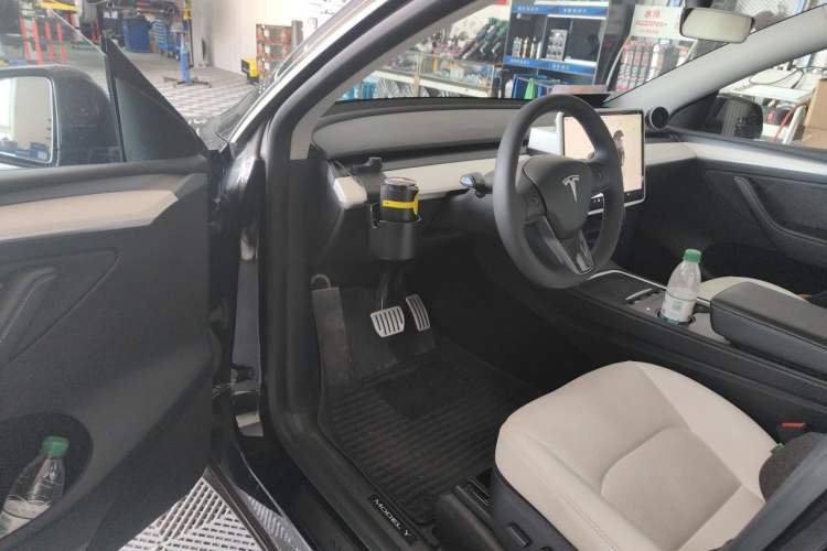 Used Tesla Model Y 2022 Performance High-Performance All-Wheel-Drive Version Driver Seat