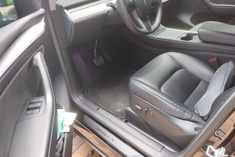 Used Tesla Model Y 2022 Revised Version Rear-Wheel Drive Driver Seat