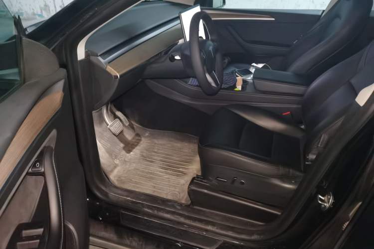 Used Tesla Model Y 2022 Revised Version Rear-Wheel Drive Driver Seat