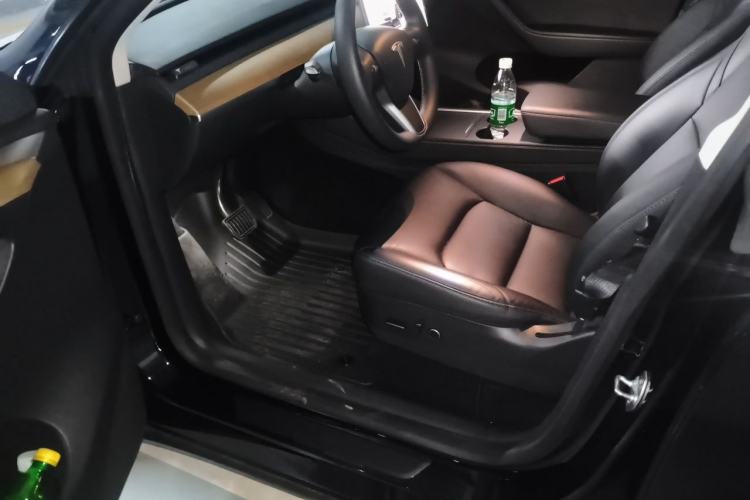 Used Tesla Model Y 2022 Rear-Wheel-Drive Version Driver Seat