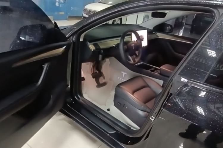 Used Tesla Model Y 2022 Revised Version Rear-Wheel Drive Driver Seat