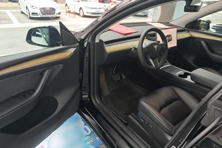 Used Tesla Model Y 2022 Revised Version Rear-Wheel Drive Driver Seat
