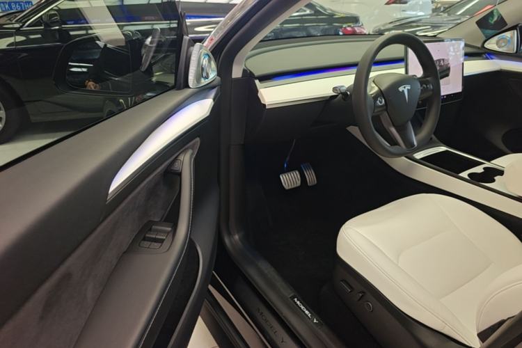 Used Tesla Model Y 2022 Revised Version Long-Range All-Wheel Drive Driver Seat