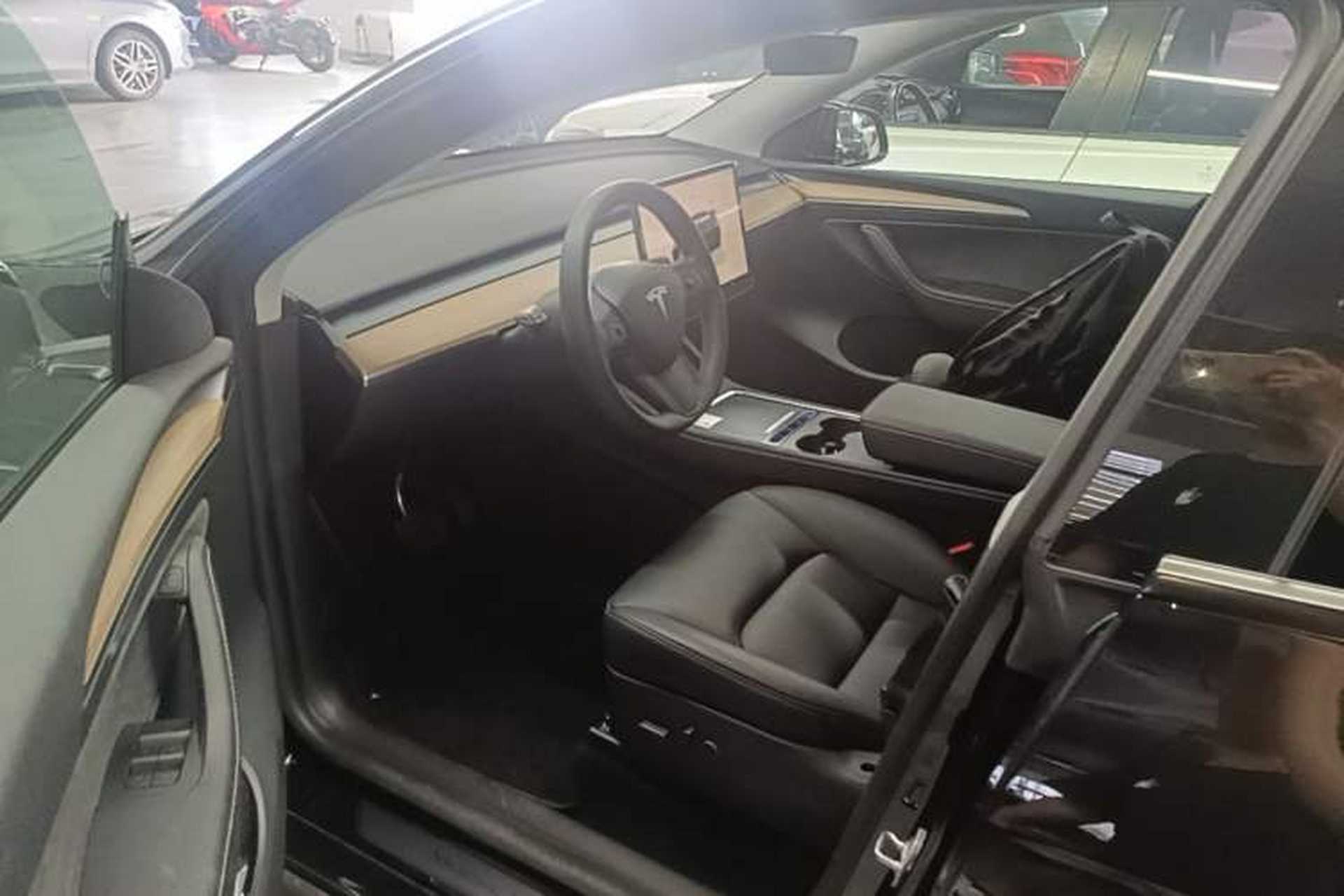 Used Tesla Model Y 2022 Rear-Wheel-Drive Version Driver Seat