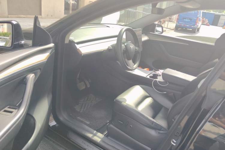 Used Tesla Model Y 2022 Revised Version Rear-Wheel Drive Driver Seat