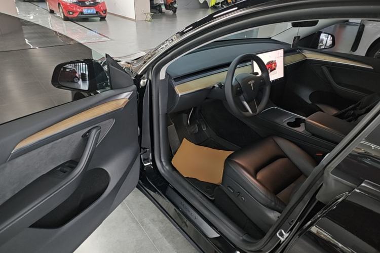 Used Tesla Model Y 2022 Revised Version Rear-Wheel Drive Driver Seat