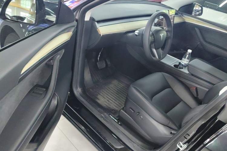 Used Tesla Model Y 2022 Revised Version Rear-Wheel Drive Driver Seat