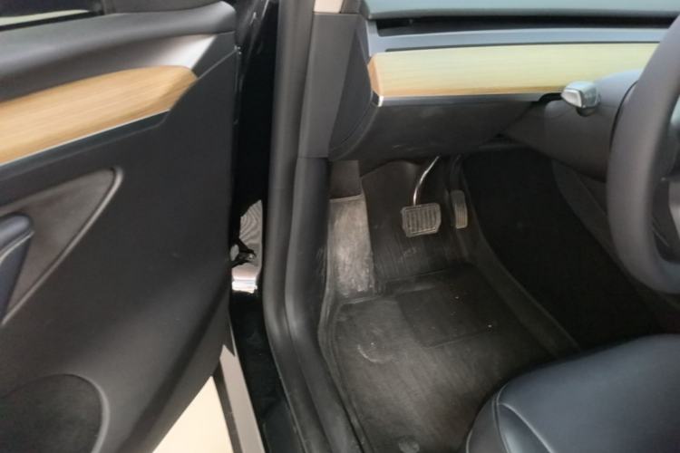 Used Tesla Model Y 2022 Revised Version Rear-Wheel Drive Driver Seat