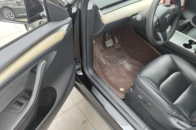 Used Tesla Model Y 2022 Revised Version Rear-Wheel Drive Driver Seat