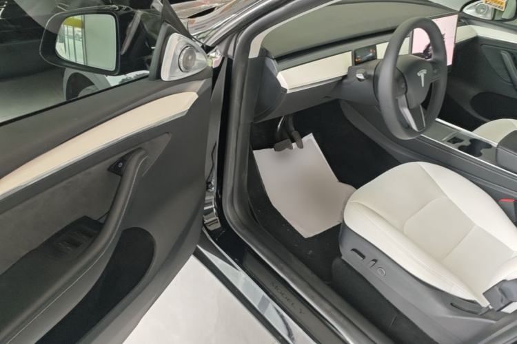 Used Tesla Model Y 2022 Revised Version Long-Range All-Wheel Drive Driver Seat