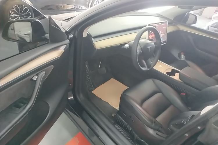 Used Tesla Model Y 2022 Revised Version Rear-Wheel Drive Driver Seat