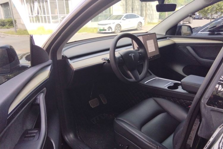 Used Tesla Model Y 2022 Revised Version Rear-Wheel Drive Driver Seat