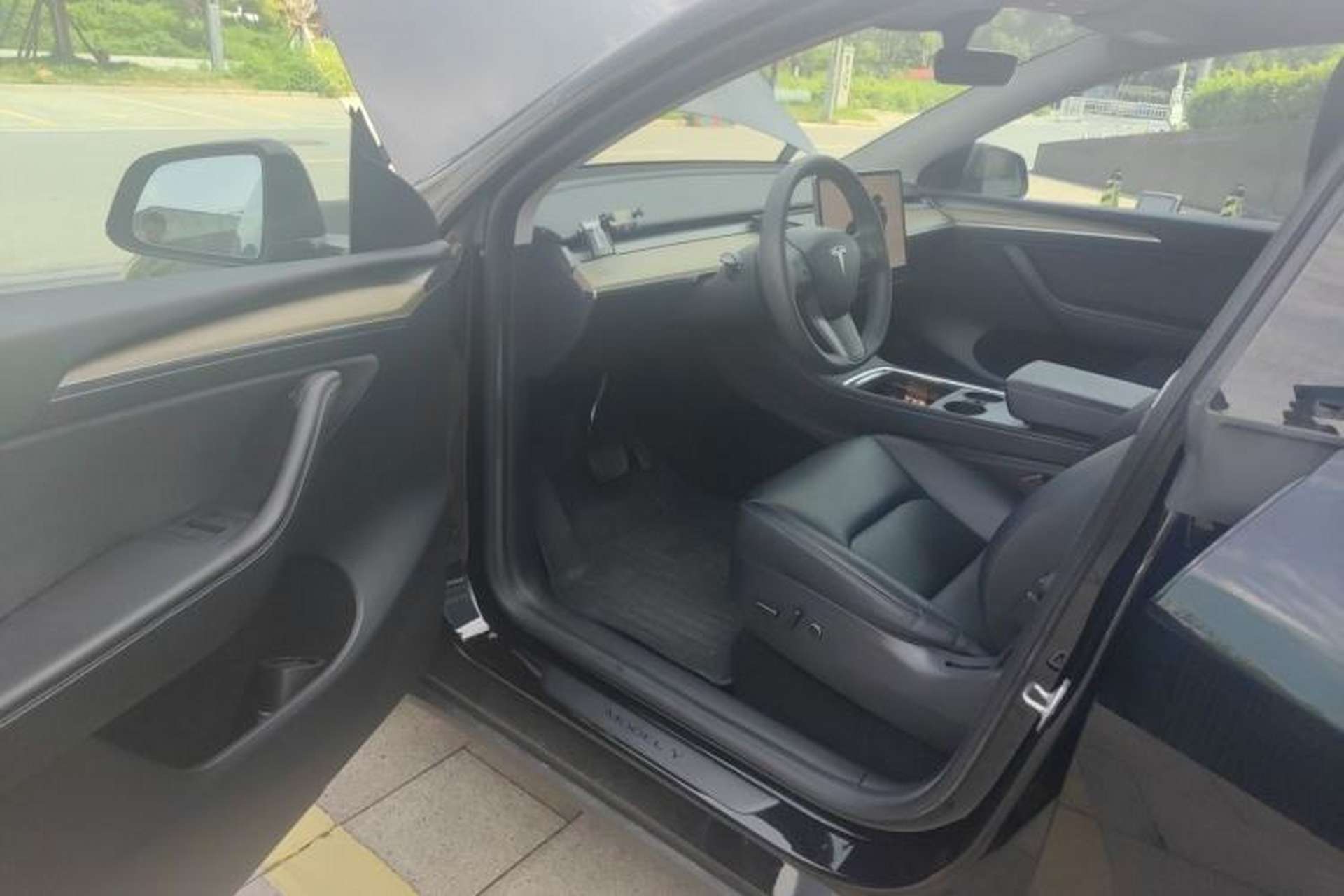Used Tesla Model Y 2022 Revised Version Rear-Wheel Drive Driver Seat