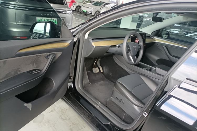 Used Tesla Model Y 2022 Revised Version Long-Range All-Wheel Drive Driver Seat