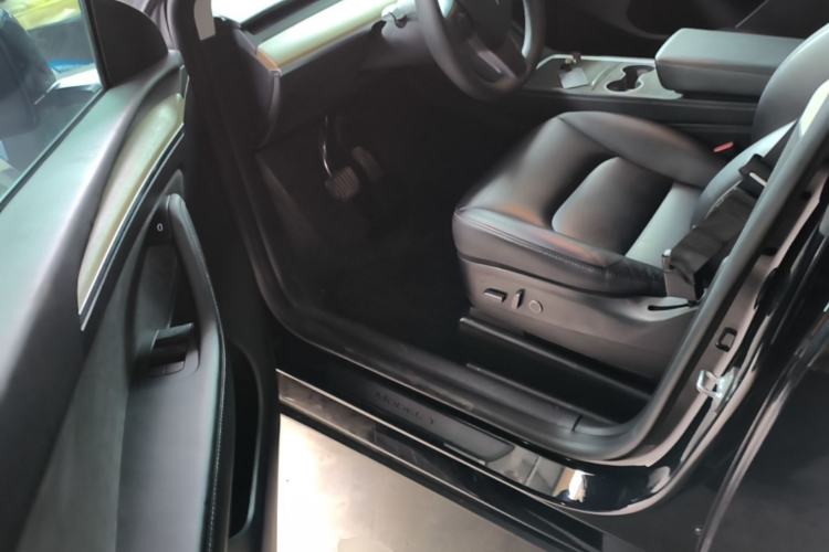Used Tesla Model Y 2022 Revised Version Long-Range All-Wheel Drive Driver Seat