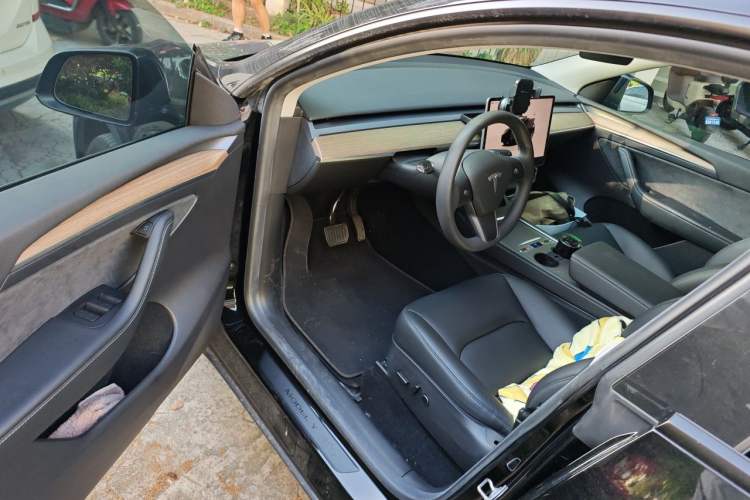 Used Tesla Model Y 2022 Revised Version Rear-Wheel Drive Driver Seat