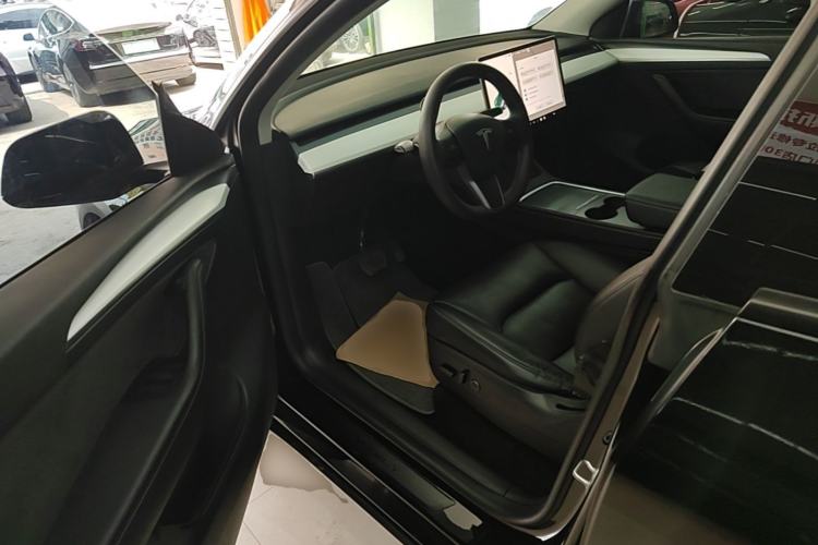 Used Tesla Model Y 2022 Revised Version Rear-Wheel Drive Driver Seat