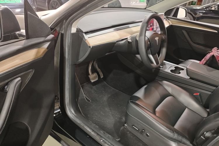 Used Tesla Model Y 2022 Revised Version Rear-Wheel Drive Driver Seat