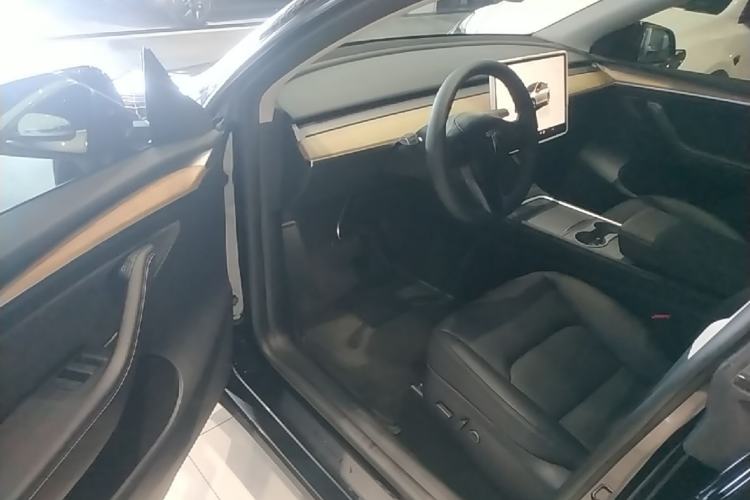 Used Tesla Model Y 2022 Revised Version Rear-Wheel Drive Driver Seat
