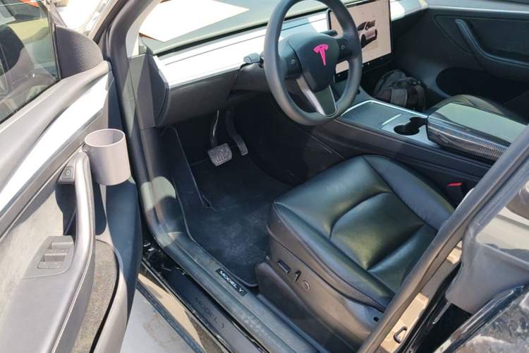Used Tesla Model Y 2022 Revised Version Rear-Wheel Drive Driver Seat