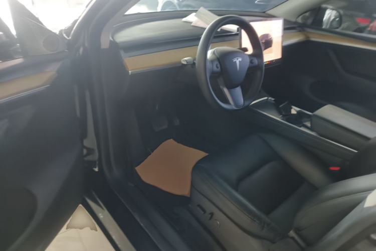 Used Tesla Model Y 2022 Revised Version Rear-Wheel Drive Driver Seat