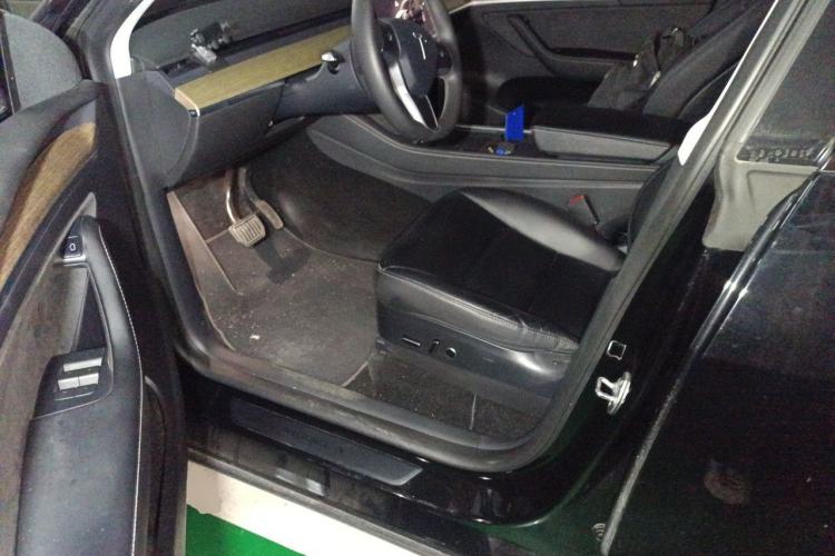 Used Tesla Model Y 2022 Revised Version Rear-Wheel Drive Driver Seat