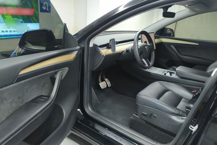 Used Tesla Model Y 2022 Performance High-Performance All-Wheel-Drive Version Driver Seat
