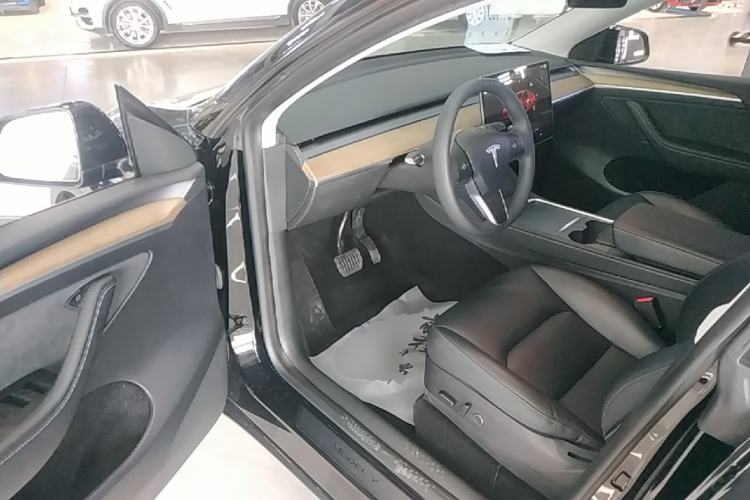 Used Tesla Model Y 2022 Revised Version Rear-Wheel Drive Driver Seat