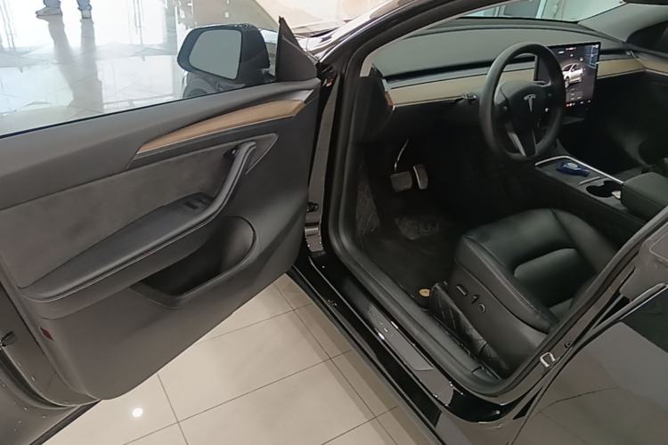 Used Tesla Model Y 2022 Revised Version Rear-Wheel Drive Driver Seat