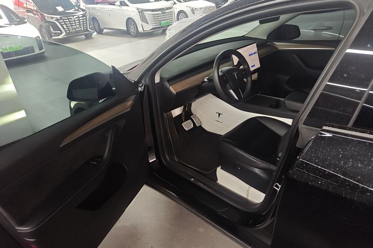 Used Tesla Model Y 2022 Performance High-Performance All-Wheel-Drive Version Driver Seat