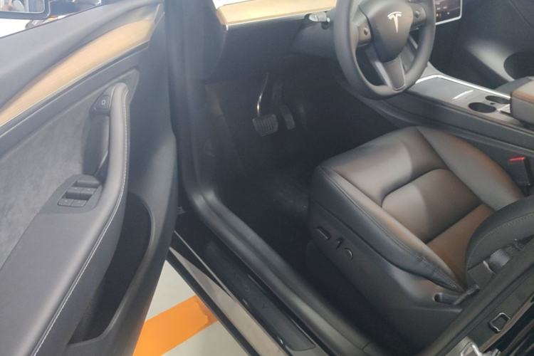 Used Tesla Model Y 2022 Revised Version Rear-Wheel Drive Driver Seat