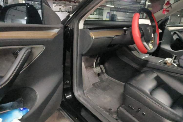 Used Tesla Model Y 2022 Revised Version Rear-Wheel Drive Driver Seat