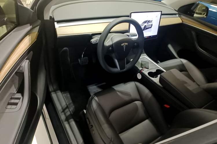 Used Tesla Model Y 2022 Revised Version Rear-Wheel Drive Driver Seat