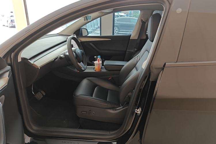 Used Tesla Model Y 2022 Revised Version Rear-Wheel Drive Driver Seat