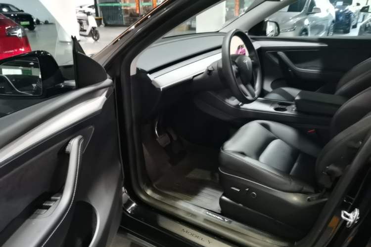 Used Tesla Model Y 2022 Revised Version Rear-Wheel Drive Driver Seat
