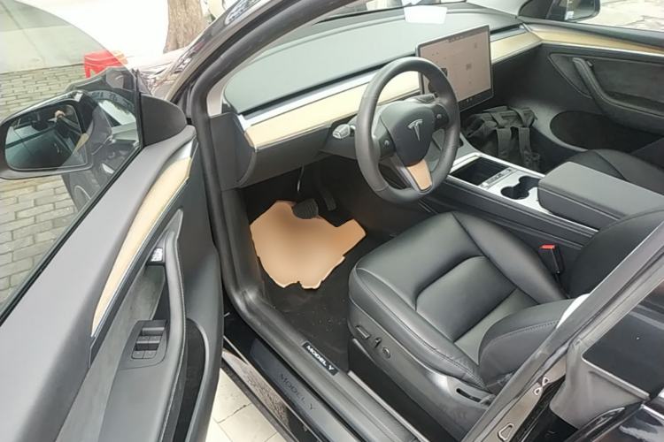Used Tesla Model Y 2022 Revised Version Rear-Wheel Drive Driver Seat