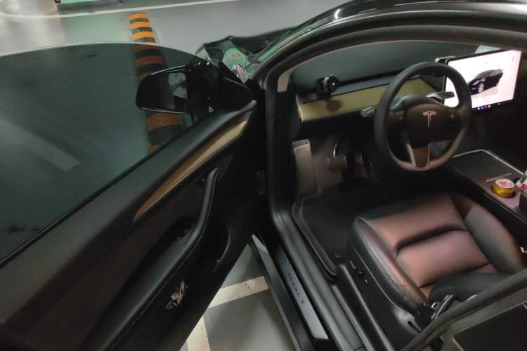 Used Tesla Model Y 2022 Revised Version Rear-Wheel Drive Driver Seat