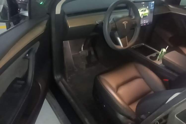 Used Tesla Model Y 2022 Revised Version Rear-Wheel Drive Driver Seat