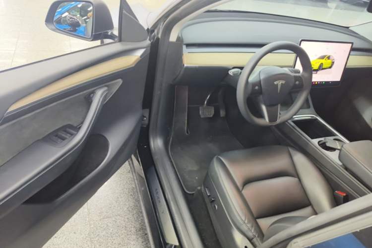 Used Tesla Model Y 2022 Revised Version Rear-Wheel Drive Driver Seat