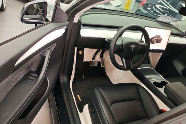 Used Tesla Model Y 2022 Revised Version Rear-Wheel Drive Driver Seat