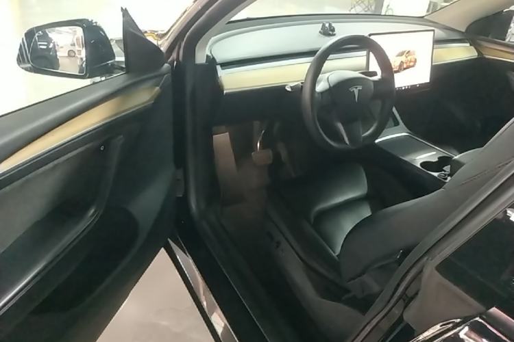 Used Tesla Model Y 2022 Rear-Wheel-Drive Version Driver Seat