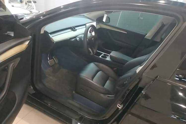 Used Tesla Model Y 2022 Revised Version Rear-Wheel Drive Driver Seat