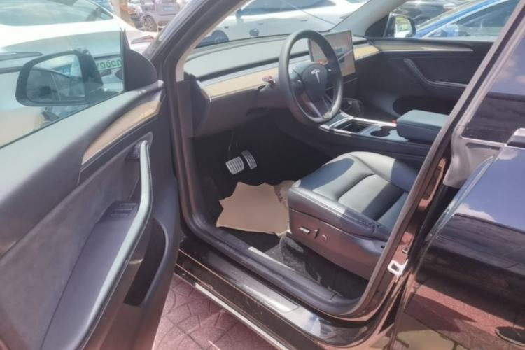 Used Tesla Model Y 2022 Performance High-Performance All-Wheel-Drive Version Driver Seat