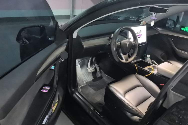 Used Tesla Model Y 2022 Revised Version Rear-Wheel Drive Driver Seat