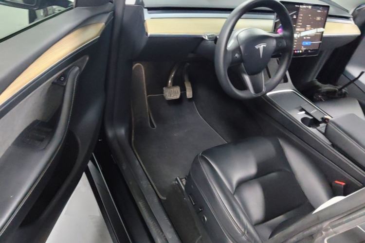 Used Tesla Model Y 2022 Revised Version Long-Range All-Wheel Drive Driver Seat