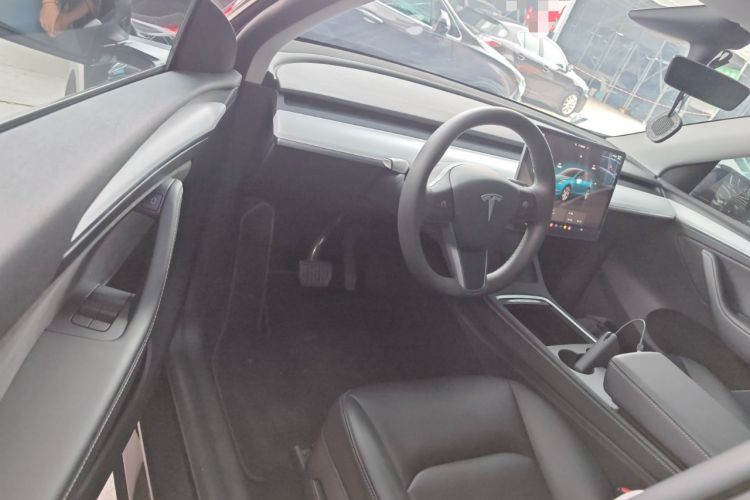 Used Tesla Model Y 2022 Revised Version Rear-Wheel Drive Driver Seat