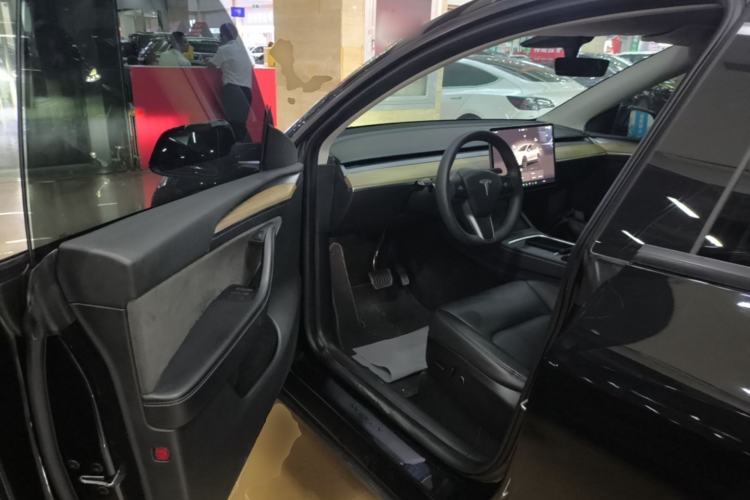 Used Tesla Model Y 2022 Revised Version Rear-Wheel Drive Driver Seat