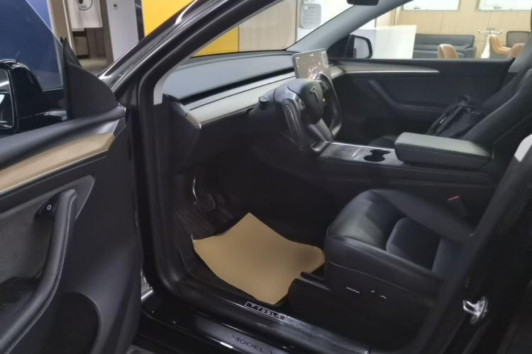 Used Tesla Model Y 2022 Revised Version Long-Range All-Wheel Drive Driver Seat