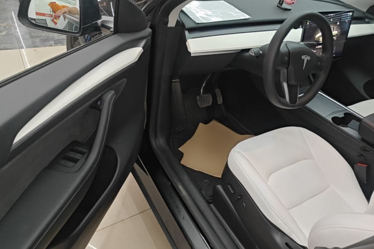 Used Tesla Model Y 2022 Revised Version Rear-Wheel Drive Driver Seat